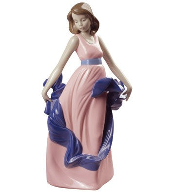 Nao by Lladro Cinderella Figurine