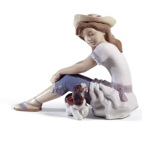 Nao by Lladro Having A Chat Figurine
