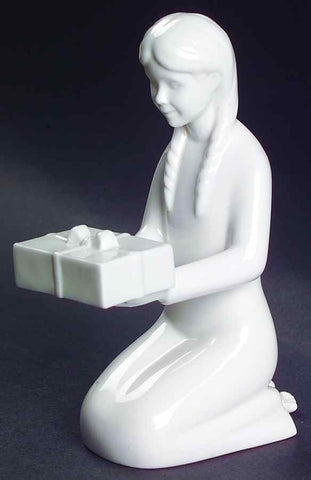 Coalport Crystal Figurine