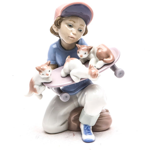Lladro Born In 2011 (Girl) Figurine