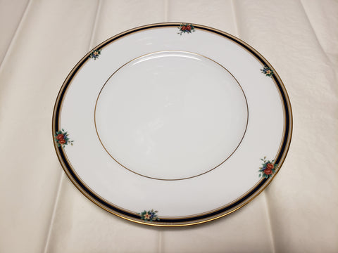 Andover Dinner Plate by Royal Doulton