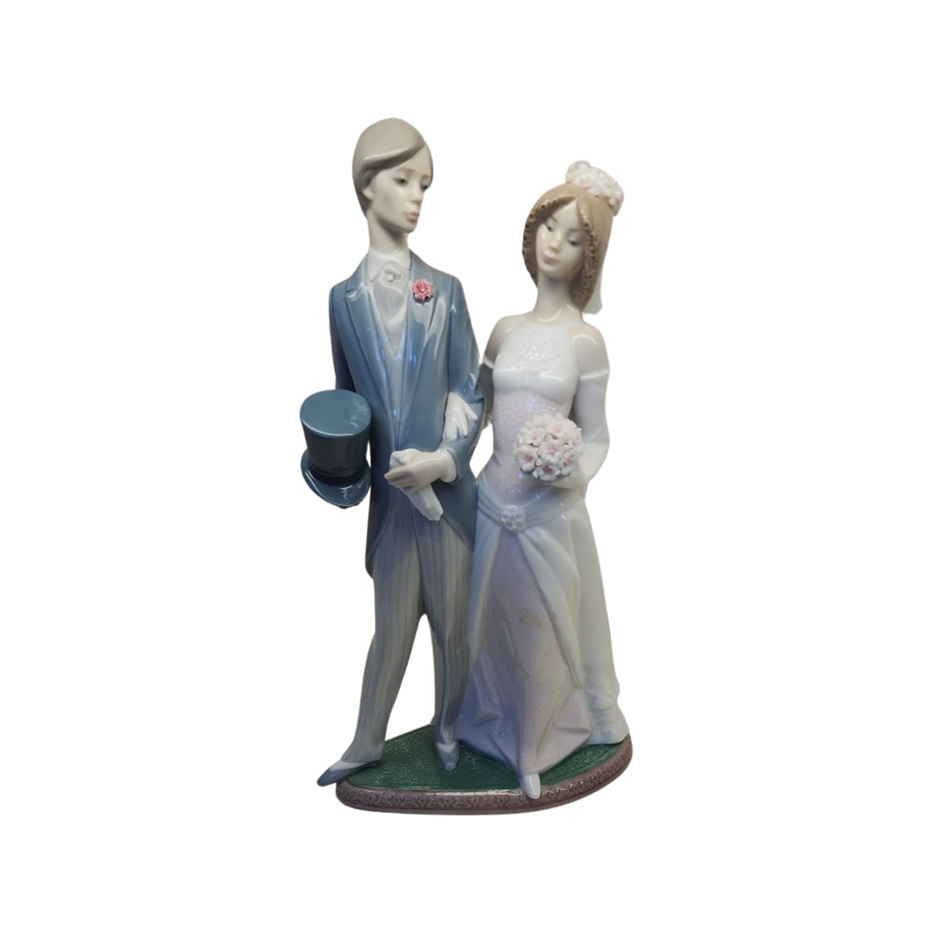 Lladro Matrimony Bride & Groom Figurine