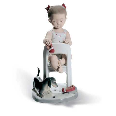 Lladro Born In 2011 (Girl) Figurine